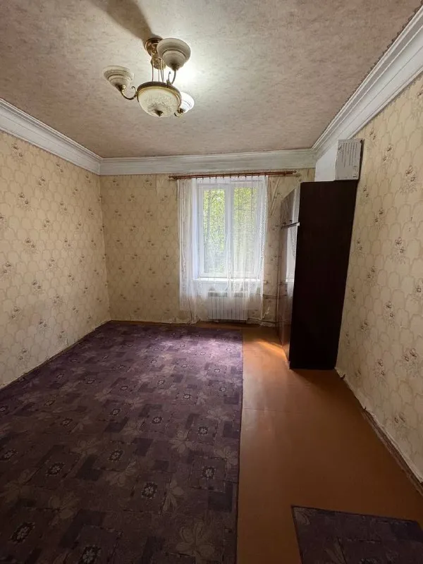 продам однокомнатную квартиру 🌇макеевка, депутатская📍 ✅сталинка ✅общая площадь 30 кв. м, 2 этаж, 4 этажного дома, не угловая. ✅окна трехкамерные пластиковые, накопительный бак, канализация и радиаторы новые, газовая колонка. 👍современная входная дверь. 📑документы готовы, прописанных нет! 💰цена : 1 800 000 ₽ 🔥 ☎️+79493418412 лилия ан терем подписаться | дать объявление - фотография - 2