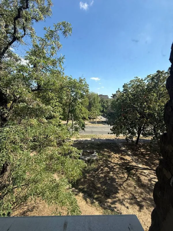 продам крупногабаритную двухкомнатную квартиру! 🌇город донецк, ленинский район - кирова  4📍 📑докумен... - фотография