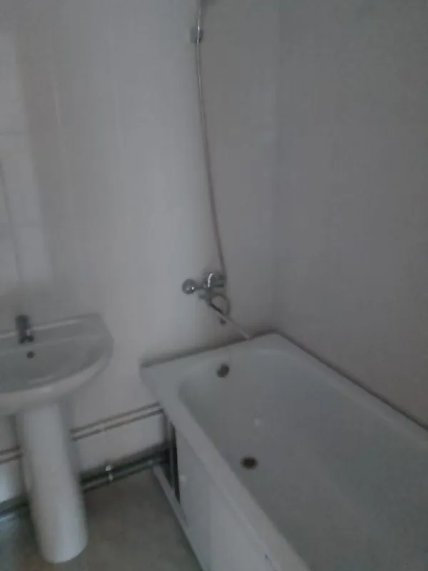 продам 3-х комнатную квартиру от собственника❗️ 🌇в центре мариуполя. 📍 ✅квартира расположена в районе центрального рынка. ✅тихий, уютный двор ✅квартира после ремонта. ✅общая площадь 57м. 💰цена 5.500.000 ₽ реальному покупателю торг. 📲☎️+79495884920 наталья подписаться | дать объявление - фотография - 5