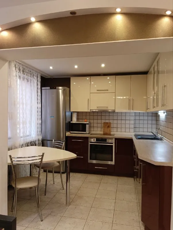 аренда 3х комнатной квартиры 🌇донецк, щетинина рынок/автостанция📍 ✅2/9 этажного. ✅отличный ремонт. ✅две раздельные спальни. ✅кухня-гостиная (студия). ✅вместительные гардеробные/шкафы. ❗️возможна установка водяной накопительной системы. 👍отличное месторасположение 💰цена 40 000 руб. 📲☎️+7 949 470 04 83 (феникс), +7 949 796 89 69 (миранда) ан анна подписаться | дать объявление - фотография - 9