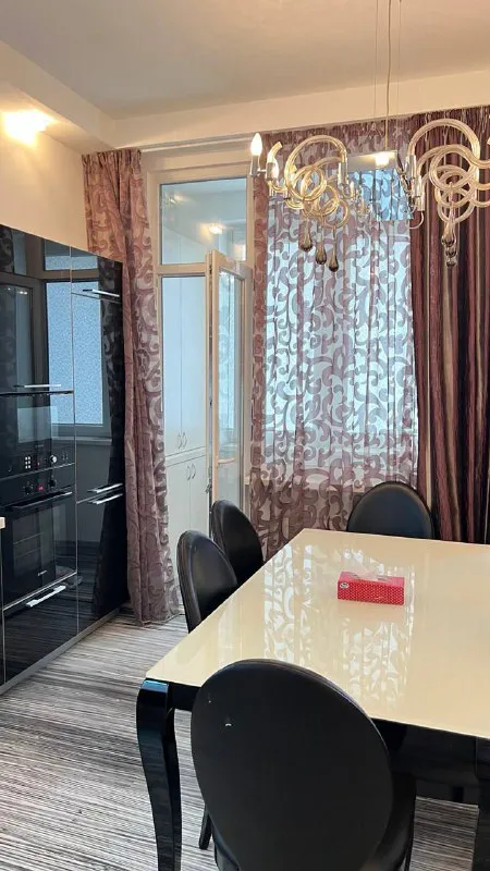 продам двухкомнатную квартиру 🌇донецк, в жк «диск» на маяковского, 20а. 📍 ✅просторная студия 80 квадратных метров с отдельной спальней. 👍из окон открывается вид на реку кальмиус. ✅этаж 13/24 📑документы готовы 💰цена 13 000 000 ₽ ☎️+79497059697 ан новый донбасс подписаться | дать объявление - фотография - 5