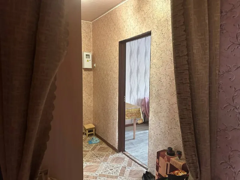 продам двухкомнатную квартиру 🌇донецк возле донецк-сити📍 ✅квартира в хорошем, жилом состоянии: пластиковые окна, заменены трубы. ✅комнаты и санузел раздельные. ✅полностью меблирована ✅площадь 53 кв. м. ✅этаж 4/4 📑документы готовы, собственники на сделке. 💰цена 4 100 000 ₽ 📲☎️+79493410484 ан новый донбасс подписаться | дать объявление - фотография - 6