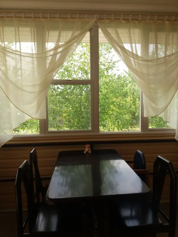 🅰️🅰️🅰️🅰️🅰️🅰️ 🅰️🅰️🅰️ продам жилой дом 140 м2 и гостевой дом 254 м2 (гостиница на 8 номеров) на одном участке в курортном городе приморск по ул. Суворова. Участок 18 соток. Документы готовы. Дома с хорошим ремонтом. Продаются с мебелью и всей техникой. Цена 29 млн. Руб. Тел. +7990-120-61-12 - фотография - 5