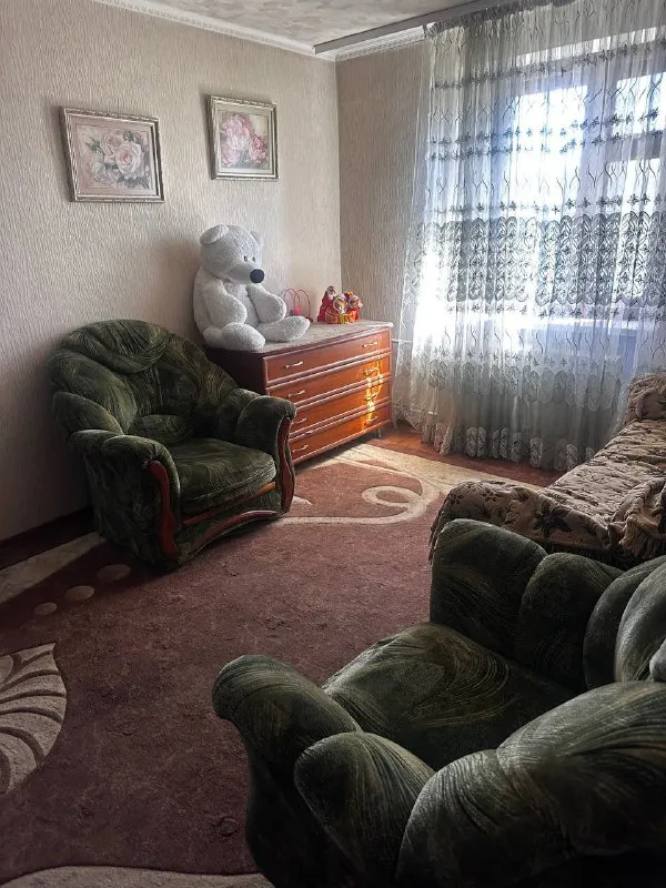 ‼️аренда квартиры‼️ 🏡аренда комнатная квартира 📍г. макеевка днр 🗺ориентир: автостанция червоногвардейская ✅сдам квартиру для семьи с детьми, мужчины итр сроком более 6 месяцев ✅раздельные комнаты, спальное место- диваны ✅бойлер, проточный нагреватель, вся техника в наличии 💦вода в квартире согласно графика района ‼️долгосрочная аренда‼️ 💴цена: 18.000₽ + комуслуги ☎️+79494194208 ан аренда днр - фотография - 2