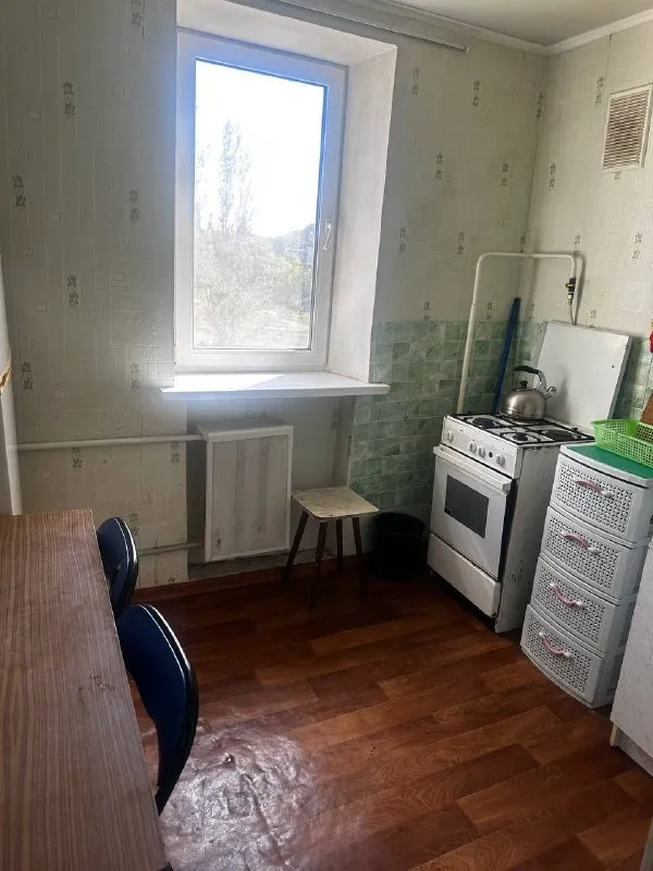‼️аренда квартиры‼️ 🏡аренда комнатная квартира 📍г. макеевка днр 🗺ориентир: автостанция червоногвардейская ✅сдам квартиру для семьи с детьми, мужчины итр сроком более 6 месяцев ✅раздельные комнаты, спальное место- диваны ✅бойлер, проточный нагреватель, вся техника в наличии 💦вода в квартире согласно графика района ‼️долгосрочная аренда‼️ 💴цена: 18.000₽ + комуслуги ☎️+79494194208 ан аренда днр - фотография - 7