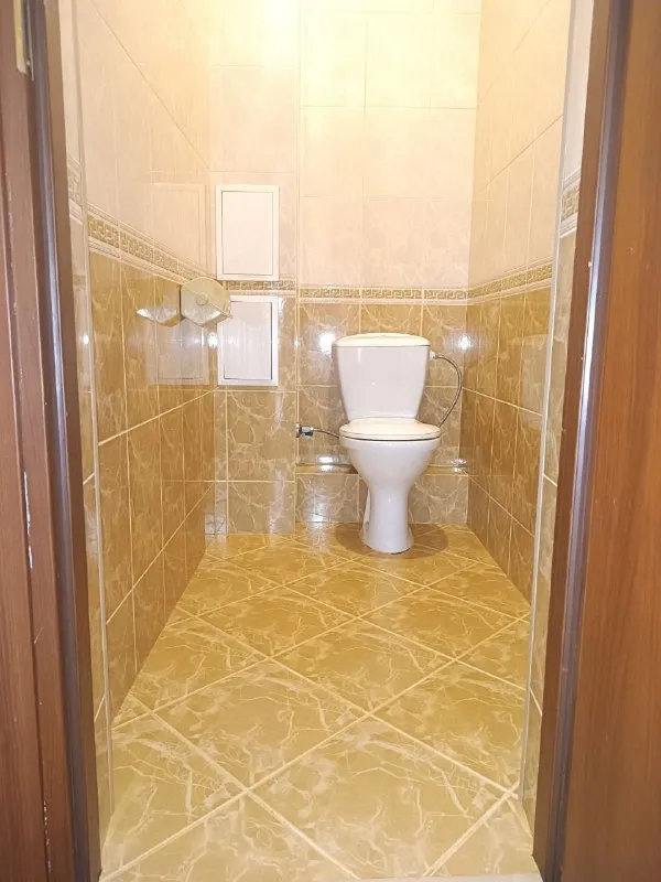 ⚡недвижимость днр⚡ ‼️продажа квартиры‼️ 🏡продажа комнатная квартира петровский район 🗺г. донецк днр мкр-н тихий ✅общая площадь–73 м2 ✅этажность–5/9 жилого дома ✅санузел раздельный дом 2012 года постройки ✅квартира продается с мебелью и бытовой техникой ✅рядом школа, детский садик, магазин, рынок, остановка общественного транспорта 🔥собственник 💴цена: 10🍋800.000 ₽ ☎️+7(949) 414-73-72 виктория недвижимость днр - фотография - 5