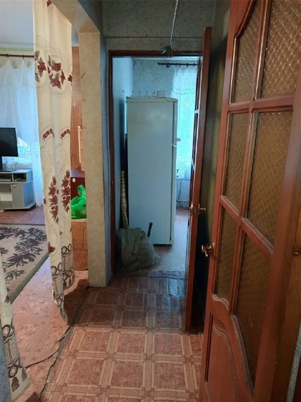 ⚡недвижимость днр⚡ ‼️продажа квартиры‼️ 🏡продам однокомнатную квартиру 🗺г. макеевка днр (бажанова) ✅этажность–2/3 жилого дома ✅общая площадь– 30.2 м2 ✅в квартире установлено автономное отопление одноконтурный котёл, новые радиаторы, трубы, колонка, установлен новый электрический счётчик (осталось сделать разводку) ✅в ванной установлен, но ещё не подключен теплый пол в ванной хороший ремонт с дорогой плиткой, счетчик на воду и газ ✅в зале установлен кондиционер балкон и окно выходит во двор на дк ✅пластиковые окна, застеклённый балкон ✅возле дома магазины, рядом остановки, детский садик, школа. 🔥собственник 💴цена: 2🍋500.000 ₽ ☎️+7(949) 372-89-14 анна 📨подписаться - фотография - 6