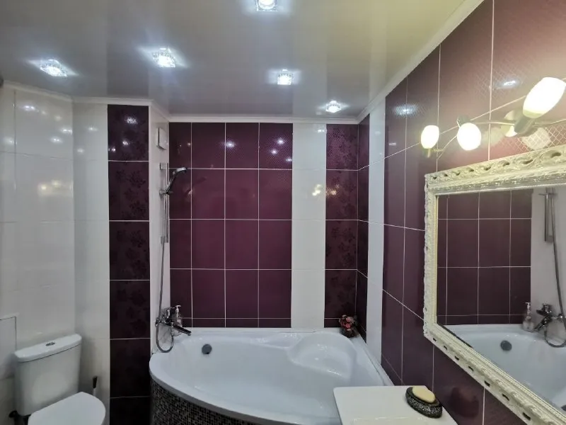 ⚡недвижимость днр⚡ 🏡продажа комн. квартира 🗺г. макеевка днр мкр-н зелёный ✅этажность–4/9 ✅площадь квартиры–65 м2 ✅качественный ремонт с заменой всех коммуникаций мебель, резервуар для воды на 320 л ✅кухня - дерево своя колясочная, подвал и гараж возле подъезда ✅в шаговой доступности школа и детский сад 🔥собственник 💴цена: 6🍋900.000 рублей ☎️+7(949) 300-38-83 📨подписаться - фотография - 6