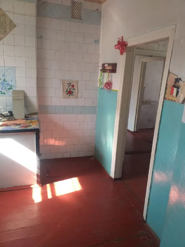 ⚡недвижимость днр⚡ ‼️продажа дома‼️ 🏡продается дом кировский район🗺город донецк днр ул. Старицкого 📍ориентир: фабрика игрушек ✅общая площадь дома–90 м2 ✅паровое отопление, газ, центральный водопровод ✅есть хозпостройки 🧾документы готовы 🔥собственник 💴цена: 5🍋000.000 руб ☎️+7(949) 332-81-32 📨подписаться - фотография - 9