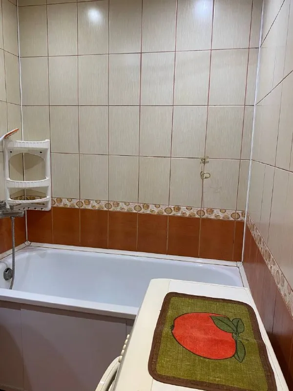 ⚡недвижимость донецк днр⚡ ‼️продажа квартиры‼️ 🏡продается трехкомнатная квартира петровский район 🗺донецк днр, улица ревякина 30 ✅этажность–2/2 жилого дома ✅общая площадь–44 м2 ✅спальные комнаты небольшие сантехника, трубы, проводка новые ✅выполнен косметический ремонт в спальне утеплены стены ✅санузел совмещённый, выложен кафелем, есть стиральная машинка ✅красивые межкомнатные двери и пластиковые окна в зале имеется кладовая есть балкон ✅документы готовы 🔥собственник 💴цена: 2🍋900.000₽ руб. 📞подробности по телефону; ☎️+7(949) 043-07-22 ирина 📨подписаться - фотография - 9