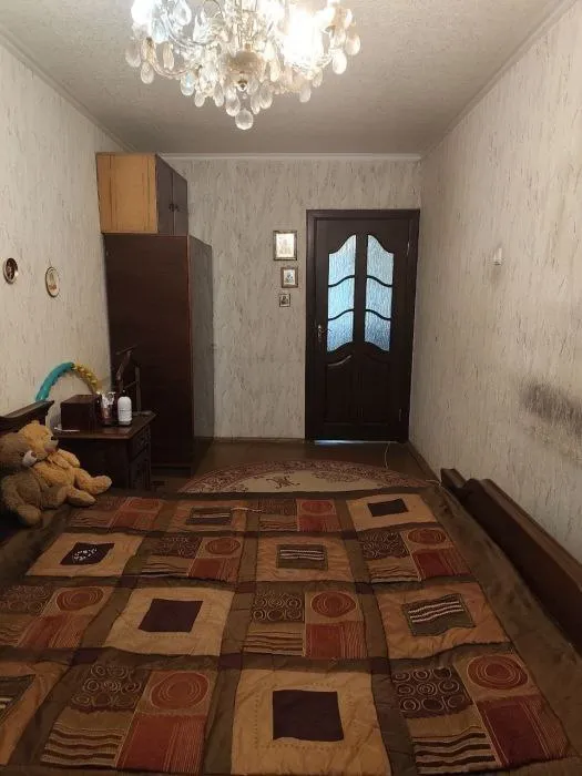 ⚡недвижимость донецк днр⚡ ‼️продажа квартиры‼️ 🏠продажа трехкомнатная квартира в кировском районе города донецк днр 🗺мкр-н мирный, улица туполева этажность 4/9, не угловая общая площадь квартиры 66 м2 ✅в квартире частично остаётся мебель и бытовая техника. ✅окна пластиковые, санузел в кафельной плитке ✅балкон и лоджия застеклены 🧾документы готовы 🔥собственник 💰цена: 7🍋500.000₽ рублей ☎️+7(949) 406-36-39 алла недвижимость днр - фотография - 2