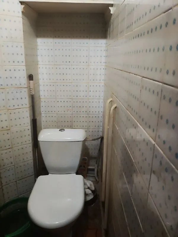 ⚡недвижимость донецк днр⚡ ‼️продажа квартиры‼️ 🏠продажа трехкомнатная квартира в кировском районе города донецк днр 🗺мкр-н мирный, улица туполева этажность 4/9, не угловая общая площадь квартиры 66 м2 ✅в квартире частично остаётся мебель и бытовая техника. ✅окна пластиковые, санузел в кафельной плитке ✅балкон и лоджия застеклены 🧾документы готовы 🔥собственник 💰цена: 7🍋500.000₽ рублей ☎️+7(949) 406-36-39 алла недвижимость днр - фотография - 5