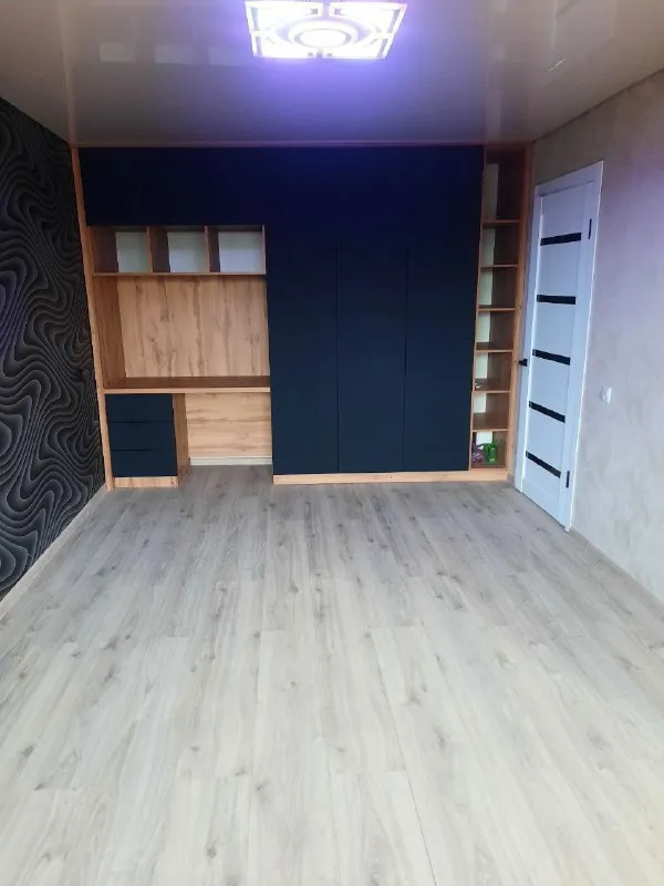 недвижимость мариуполь днр. ⚡ ‼️продажа квартиры‼️ 🏡продажа однокомнатной квартиры. 🌏город: мариуполь. днр. 📍проспект победы 78. 💬продам 1-к кв. студия 33 м2, 5 этаж. ремонт 2024 г. ✅удобное расположение. рядом школы, садики, больница, ✅парк, рынки, магазины. в 15 минутах ходьбы к морю. 🔥собственник. 💳цена: 3🍋200.000₽ млн. рубл. 📞все вопросы по тел; 📲☎️+7(949) 709-49-61 николай. 📨подписаться - фотография - 3