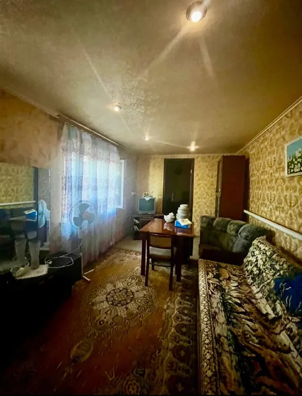 ‼️аренда дома‼️ 🏡аренда комн дома + гараж. 🗺ориентир: кировский пивзавод-семашко г. донецк днр кировский район ✅сдам дом со всей мебелью и техникой долгосрочно от 6 месяцев ✅приоритет: семья с детьми, 2 мужчины итр по усмотрению 💦вода согласно графика района 1/3 дня, бойлер, газовое отопление, душ. кабина место отдыха во дворе ‼️долгосрочная аренда‼️ 💴цена: 30.000₽ + свет, вода, газ ☎️+7(949)419-42-08 ан 📨подписаться - фотография - 4