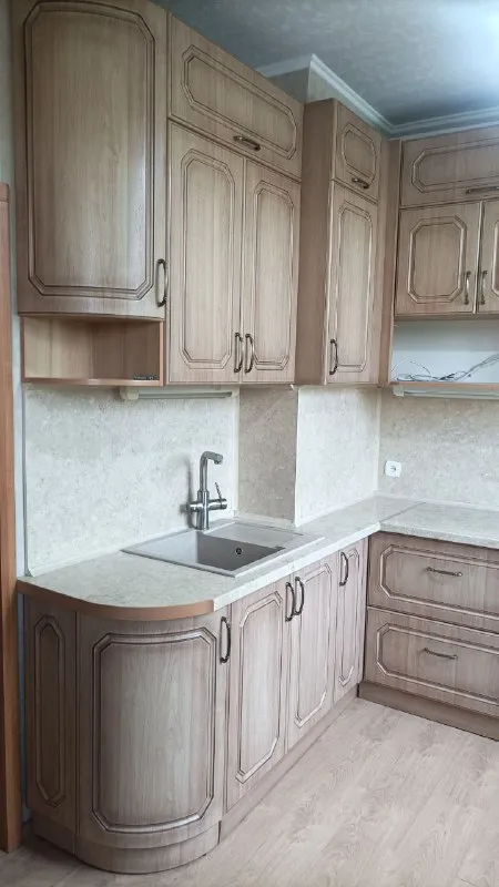 сдам квартиру. от хозяина. трехкомнатная квартира 🌇кв. п. восточный г. макеевка📍 ✅в хорошем состоянии, вся необходимая мебель и техника есть. 💦вода круглосуточно. 💰стоимость 40 000₽ + к/у. 📲☎️+7-949-391-70-93 📲☎️+7-949-081-64-57 оксана подписаться  |  дать объявление - фотография - 7