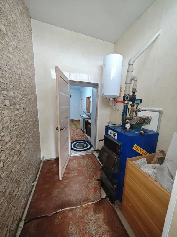 Продажа просторного 🏡 дома 89 м2 | участок 10 соток! 🌇в тихом, безопасном квартале - пролетарского района ул. Шахтная📍 ☎️звоните +79495131300☎️ ✅готов к проживанию и зимовке! ✅ заходите и живите с комфортом! ✅высокие потолки! 👌делал строитель для себя - фотография - 9