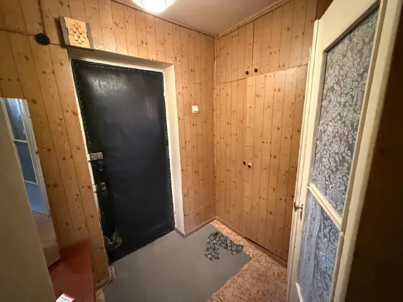 ☎️+79496455686 продажа однокомнатной - квартиры в ворошиловский районе донецка‼️ - мира 1 ‼️ расположена в девятиэтажном доме, на восьмом этаже‼️ документы полностью готовы к сделке‼️ собственник в донецке‼️ 📌вода согласно графику 📌квартира теплая насыщенная инфраструктура: - детские сады; - школы; - продуктовые магазины; - супермаркет 👌развитая транспортная развязка в любую точку города. остановки маршрутного такси в шаговой доступности. цена 2 800 000 руб ☎️+79496455686 - фотография - 4