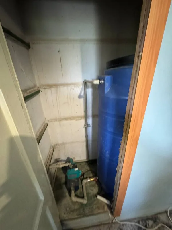 сдаётся уютный 3-комнатный дом 🌇в макеевке, кировский район (7 минут от плеханово). 📍 ✅общая площадь 60 кв. м: 3 жилые комнаты, кухня, санузел. всё для комфорта: - двухконтурный котёл, бойлер 350 л, стиральная машина, холодильник, посуда. удобное расположение: рядом школа, магазины, остановка. 💰аренда 30 000 ₽ + к/у. ☎️+79493418412, лилия ан терем подписаться | дать объявление - фотография - 10