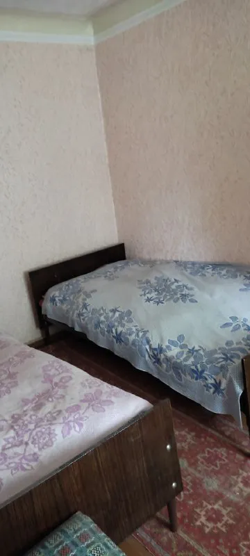 ‼️продажа квартиры‼️ 🏡продажа комнатная квартира советский район 🗺г. макеевка днр (поселок 21 шахты) ✅этажность –1/3 жилого дома ✅рядом детский садик, школа, магазины, военкомат, остановка общественного транспорта 🔥собственник 💴цена: 950.000 ₽ ☎️+7(949) 395-90-25 валерий 📨подписаться - фотография - 7