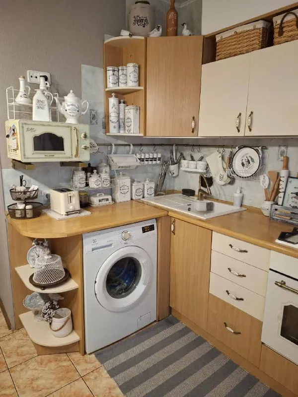 продам двухкомнатную квартиру 🌇донецк, центр города площадь ленина 📍 ✅80 квадратных метров. ✅этажность 8/9ти. ✅дом построен по спецпроекту. ❗️квартира с ремонтом, спец планировка. 💧вода идет. ✅у квартиры своя аура, живая. ✅в. .. i" style="background-image:url('//telegram. org/img/emoji/40/f09f918d. png')">👍шикарное местоположение! площадь ленина, филармония, 5 минут прогулочным шагом  и бульвар пушкина. 🚌транспортная развязка в любую сторону города. 📃документы готовы! собственник на сделке. 💰цена 15 000 000 ₽ + торг❗️ 📲☎️+79493282386 ольга ан подписаться | дать объявление - фотография - 8