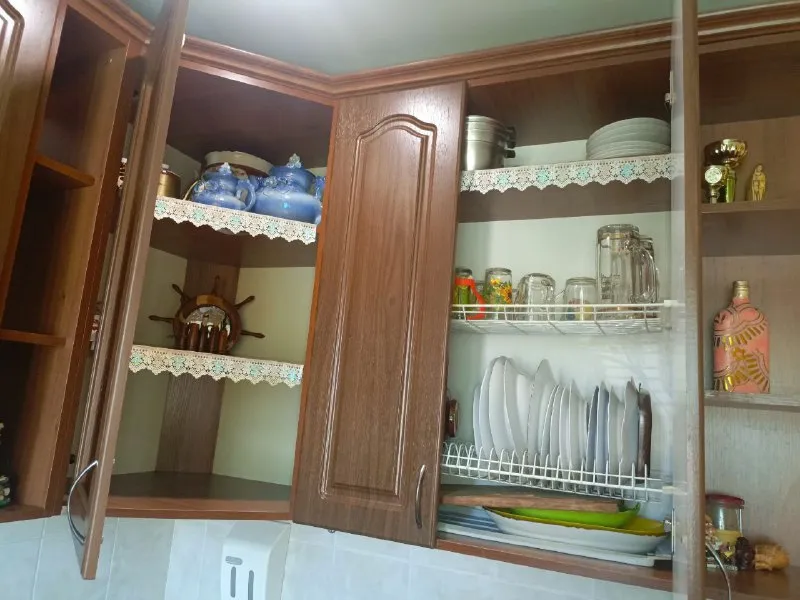 сдается двухкомнатная квартира 🌇на мирном, г. макеевка📍 ✅9 этаж ✅накопительный бак ✅есть вся техника, два кондиционера ✅парковка, детский сад и школа в шаговой доступности. ❗️сдается на длительный срок семье без животных. номер для связи 📲☎️+79490408079, 📲☎️+79613158471 телеграмм подписаться  |  дать объявление - фотография - 7