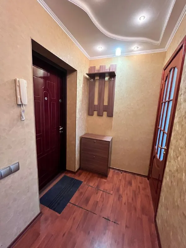 ‼️продажа квартиры‼️ 🏡продаётся 1-комнатная квартира в киевский район 🗺г. донецк днр ул. собинова 134 ✅этажность–9/9 жилого дома ✅общая площадь квартиры 34.1 м2 🏡квартира от собственника, без агентства ✅в комнате: диван, тумба, кондиционер ✅в кухне: кухонная мебель, холодильник, газовая плита ✅санузел совмещенный, унитаз, ванна, вывод под стиральную машину, новая стиральная машина будет подключена 🧾документы готовы 🔥собственник 💴цена: 3🍋600.000 рублей торг‼️ ☎️+7(949) 407-60-68 📨подписаться - фотография - 2