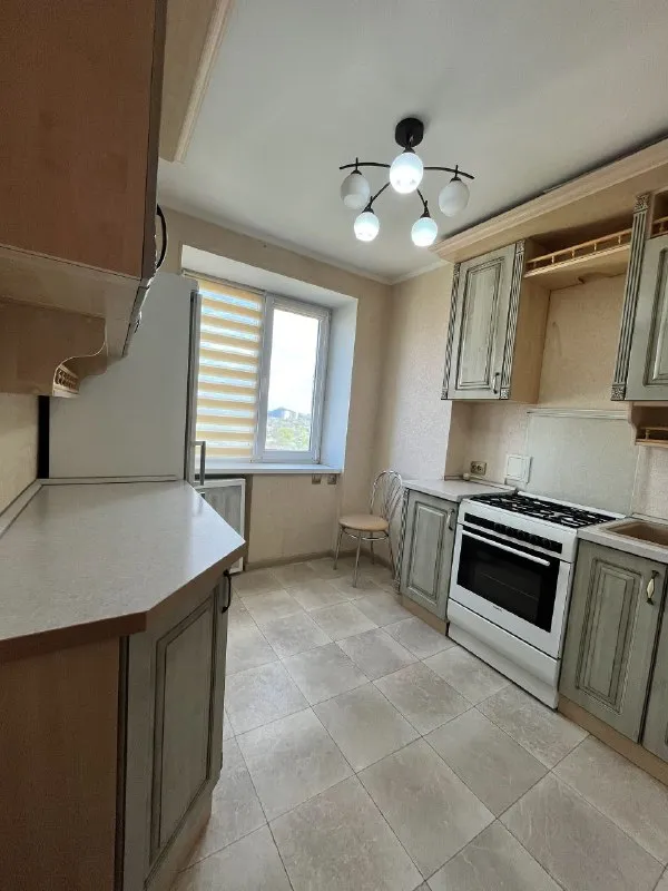 ‼️продажа квартиры‼️ 🏡продаётся 1-комнатная квартира в киевский район 🗺г. донецк днр ул. собинова 134 ✅этажность–9/9 жилого дома ✅общая площадь квартиры 34.1 м2 🏡квартира от собственника, без агентства ✅в комнате: диван, тумба, кондиционер ✅в кухне: кухонная мебель, холодильник, газовая плита ✅санузел совмещенный, унитаз, ванна, вывод под стиральную машину, новая стиральная машина будет подключена 🧾документы готовы 🔥собственник 💴цена: 3🍋600.000 рублей торг‼️ ☎️+7(949) 407-60-68 📨подписаться - фотография - 7