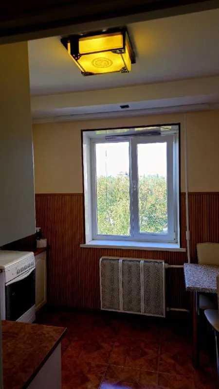 продам 3х комнатную квартиру 🌇донецк, дзержинского 67а📍 ✅чешка, с холлом 8,7 ✅с ремонтом, мебелью техникой, два кондиционера. ✅этаж 6/9 дома ✅площадь жилая 41, 7 общая 71,4, кухня 8,7, балкон застеклён. 👍отличное месторасположение, вся инфраструктура в шаговой доступности. ❗️хорошая квартира в класном месте. 💰цена 7 800 000 руб. торг 📲☎️+79493247464 подписаться | дать объявление - фотография - 8