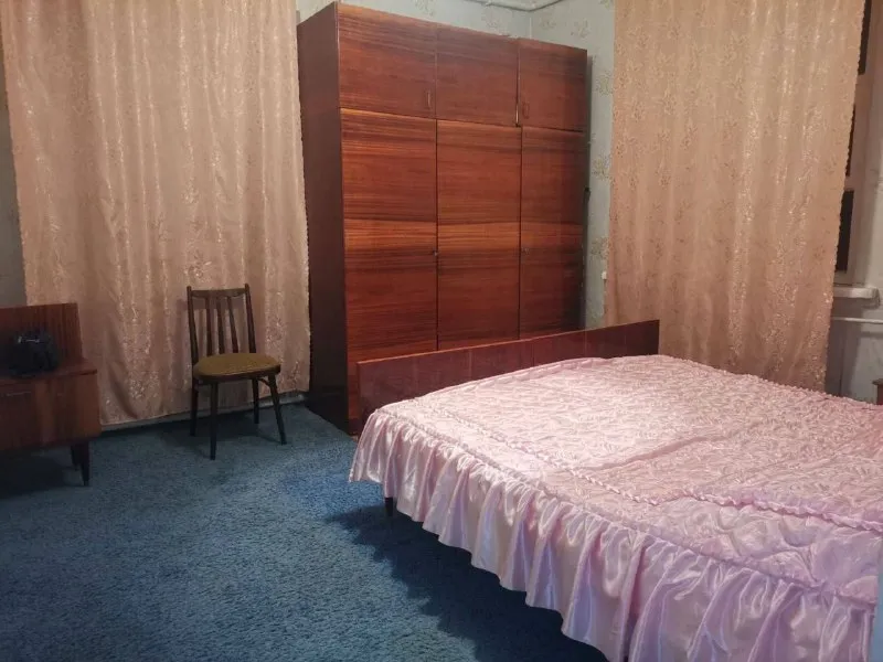 продажа 3-х комнатная квартира продается от собственника❗️ 🌇в г. макеевка октябрьский м-рн,55-й квартал. тихий район📍 ✅квартира 68 кв. м находится на 1м этаже, имеется газовое отопление(кател) ✅в одной из комнат есть подвал, можно подключить насосную станция для беспрерывной подачи воды. 🌐 рядом в пешей доступности, школа, детский сад, магазины, остановка. 📑документы все готовы. 💰цена 4.000 000 р. хороший торг уместен❗️❗️ обращаться по телефону или в тг 📲☎️+79494663550 галина подписаться | дать объявление - фотография - 6