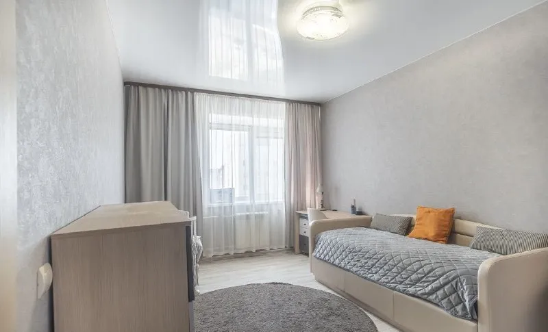 сдам однокомнатную квартиру 🌇донецк в калининском районе, б. шахтостроителей, ориентир: калининский... - фотография