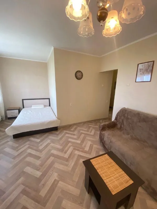 сдам однокомнатную квартиру 🌇донецк, ворошиловский район, бульвар пушкина, центр📍 ✅идеальное место д... - фотография