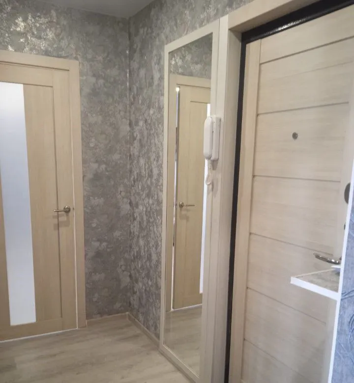 сдается двухкомнатная квартира 🌇донецк, ленинский район, ул. днепродержинского, ор-т норд📍 ✅площадь... - фотография