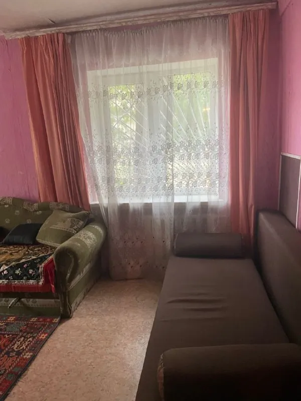 ‼️продажа квартиры‼️ 🏡продается 1-однокомнатная квартира🗺г. донецк днр кировском район, улица бирюзова, 2 ✅этажность–1/5 жилого дома ✅общая площадь–24.9 м2 ✅квартира угловая рядом рынок, магазины, школа, детский садик, почта, банк, остановка общественного транспорта 🔥собственник 💴цена: 1🍋800.000 ₽ ☎️+7(949) 347-36-29 📨подписаться - фотография - 4