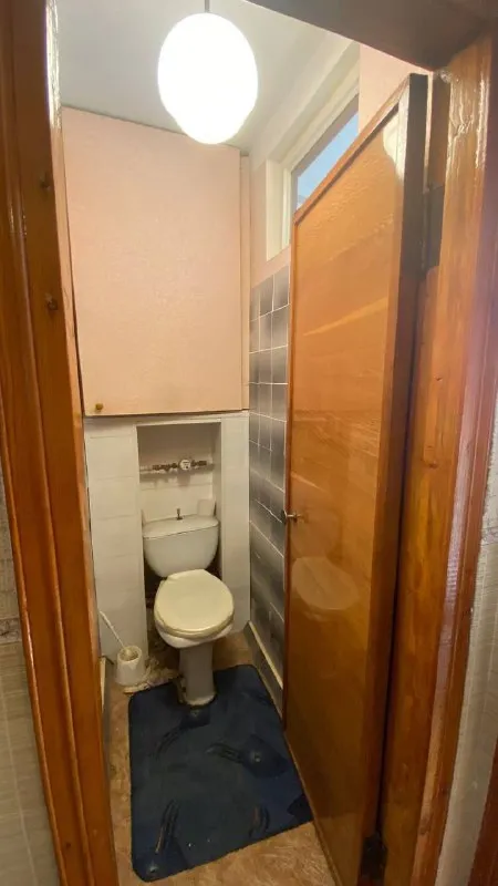 продам трехкомнатную квартиру 🌇в городе макеевка, на улице западная. 📍 ✅4 этаж 5го кирпичного дома. ✅внутри имеются три раздельные комнаты, раздельный санузел и автономное отопление. ✅установлены металлопластиковые окна. ✅общая площадь квартиры составляет 66 м. кухня — 9 м. ✅квартира находится в жилом состоянии. 🌎 расположена всего в трех километрах от калининского района донецка. 👍в районе хорошая транспортная развязка.                                               💰цена 3850000 ₽ торг есть❗️ 📲☎️+79493872678 светлана  📲☎️+7949341484 наталья подписаться | дать объявление - фотография - 7