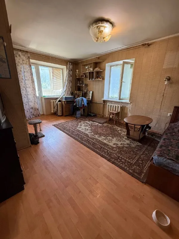 ☎️+79496455686 цена снижена ❗️❗️❗️ продажа 1 комнатной - квартиры в калининском районе донецка - бульвар шевченко ‼️ документы полностью готовы к сделке, прописанных нет!‼️ перепланировка не узаконена ❗️ 📌этажность дома 4/5 📌общая квадратура 32м2 📌установлены пластиковые окна 📌коммуникации поменяны 📌дополнительных вложений не требует хорошая транспортная развязка. 👌 калининский рынок, сады, школы, магазины, все что нужно для комфортной жизни в шаговой доступности🔑 цена:3 000 000 руб ‼️реальному клиенту реальный торг ‼️ показ в любое время ☎️+79496455686 - фотография - 5