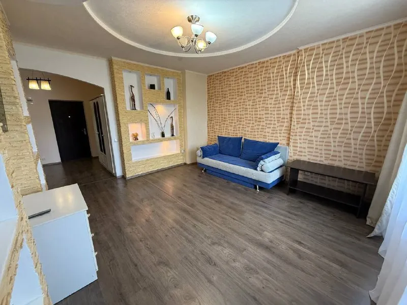 продажа  однокомнатной крупногабаритной квартиры 🌇донецк, в новострое  - киевский район, улица миронова 15 / ориентир - ветка📍 ✅консьерж, паркинг ✅закрытая территория ✅просторный санузел ✅в квартире очень тепло ✅бойлер ✅сделан качественный ремонт есть абсолютно вся ме. .. s="emoji" style="background-image:url('//telegram. org/img/emoji/40/e29d97.png')">❗️ 🅿рядом есть стоянка для автомобиля! 👁показ возможен в любое время! 🔑ключи в агентстве 💰цена : 5.700.000 ₽ реальному клиенту - реальный торг‼️ 📲☎️+79496455686 подписаться | дать объявление - фотография - 4