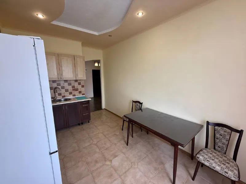 продажа  однокомнатной крупногабаритной квартиры 🌇донецк, в новострое  - киевский район, улица миронова 15 / ориентир - ветка📍 ✅консьерж, паркинг ✅закрытая территория ✅просторный санузел ✅в квартире очень тепло ✅бойлер ✅сделан качественный ремонт есть абсолютно вся ме. .. s="emoji" style="background-image:url('//telegram. org/img/emoji/40/e29d97.png')">❗️ 🅿рядом есть стоянка для автомобиля! 👁показ возможен в любое время! 🔑ключи в агентстве 💰цена : 5.700.000 ₽ реальному клиенту - реальный торг‼️ 📲☎️+79496455686 подписаться | дать объявление - фотография - 6