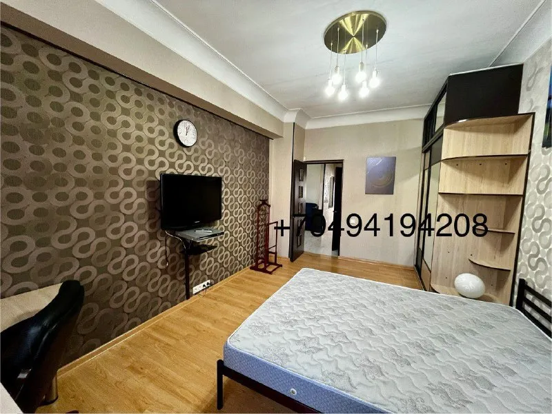 ‼️аренда квартиры‼️ ‼️‼️аренда 3 комн квартира + гараж панфилова/университетская киевский район🗺г. донецк днр‼️‼️ 🏡сдам квартиру в отличном состоянии со всей мебелью, техникой сроком от 6 месяцев семье, дети от 10 лет, мужчины по усмотрению. ✅вода 24/7 - система подачи воды, колонка ⚠️ спальные места- новые кровати, 2 кондиционера, 3 тв. ванна. ‼️долгосрочная аренда‼️ 💴цена: 65 000₽+ комуслуги. ☎️☎️☎️ +79494194208. ☎️☎️☎️ 89094140527 ан 📨подписаться - фотография - 6