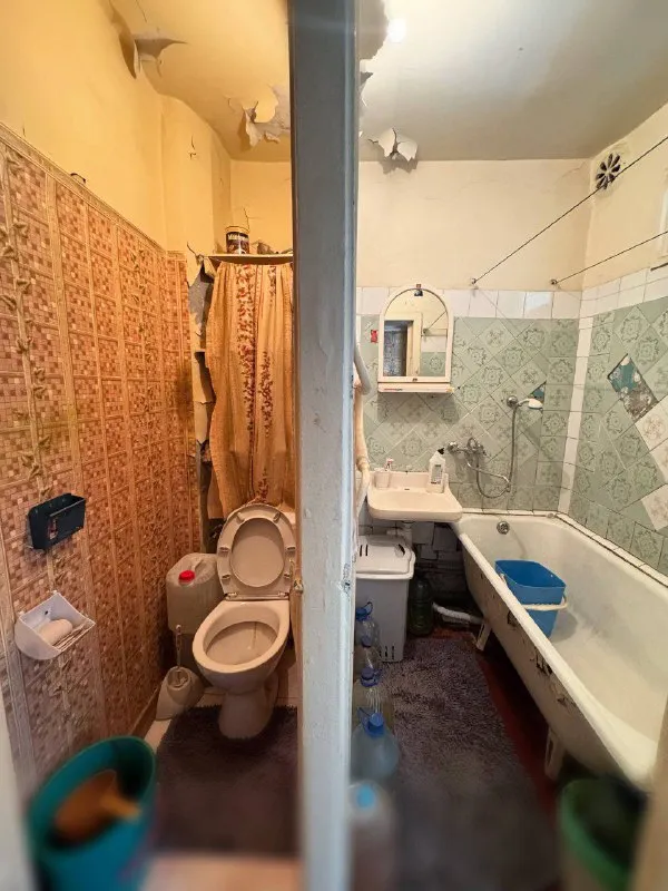 продажа 2х комнатной квартиры 🌇донецк, азотный, лицей №52📍 отличный вариант - под ремонт! ✅светлая, чистая квартира ✅2/5 этаж | площадь 45м2 ✅раздельные просторные комнаты ✅раздельный сан. узел 💦вода - доходит отлично ✅пластиковые окна, застекленный балкон - фотография - 7