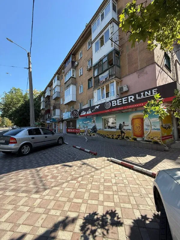 продаю одноомнатную квартиру 🌇в калининском районе   донецка  - бульвар шевченко 📍 🔹этажность дома 4... - фотография