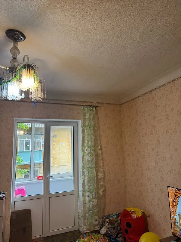 продам 3 ком квартиру буденновский район ул вышнеградского 10 рядом магазины, садики, школы майский рынок заперевальная 2/2 этаж общая площадь 70м2 состояние самое обычное, жилое в квартире все остаётся 4 500 000₽ +79494113097 алина @as_01vva telegram - фотография - 7