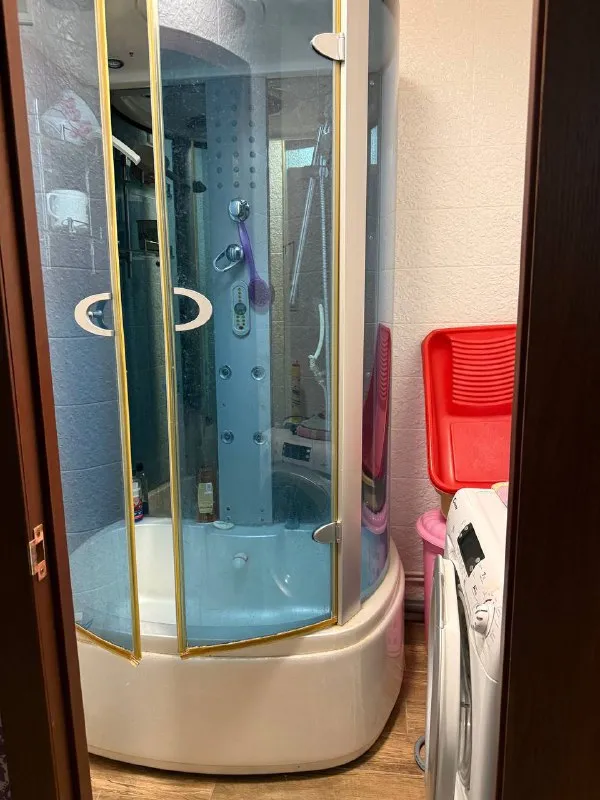 продам 3 ком квартиру буденновский район мкрн цветочный 230й стрелковой дивизии, дом 30 5/9 этаж евроремонт общая площадь 72м2 квартира большая, просторная все необходимое есть рядом есть гараж документы готовы 7 000 000₽ +79494113097 алина @as_01vva telegram - фотография - 10