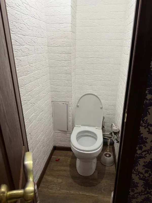 продам 3 ком квартиру буденновский район мкрн цветочный 230й стрелковой дивизии, дом 30 5/9 этаж евроремонт общая площадь 72м2 квартира большая, просторная все необходимое есть рядом есть гараж документы готовы 7 000 000₽ +79494113097 алина @as_01vva telegram - фотография - 9