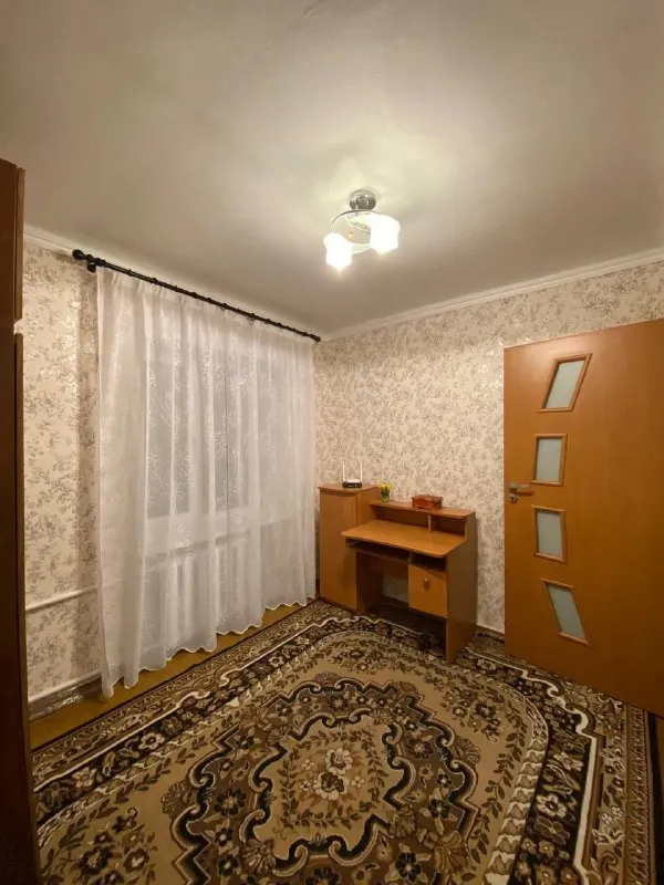 ‼️продажа квартиры‼️ 🏡продаётся трёхкомнатная квартира петровский район 🗺г. донецк днр ул. ревякина 30 ✅этажность–2/2 жилого дома ✅общая площадь–44 м2 ✅спальные комнаты небольшие ✅сантехника, трубы, проводка новые ✅выполнен косметический ремонт в спальне утеплены стены ✅санузел совмещенный, выложен кафелем, имеется стиральная машинка ✅в зале есть кладовая ✅балкон 🧾документы готовы 🔥собственник 💴цена: 2🍋500.000 руб ☎️+7(949) 043-07-22 ирина недвижимость днр - фотография - 4