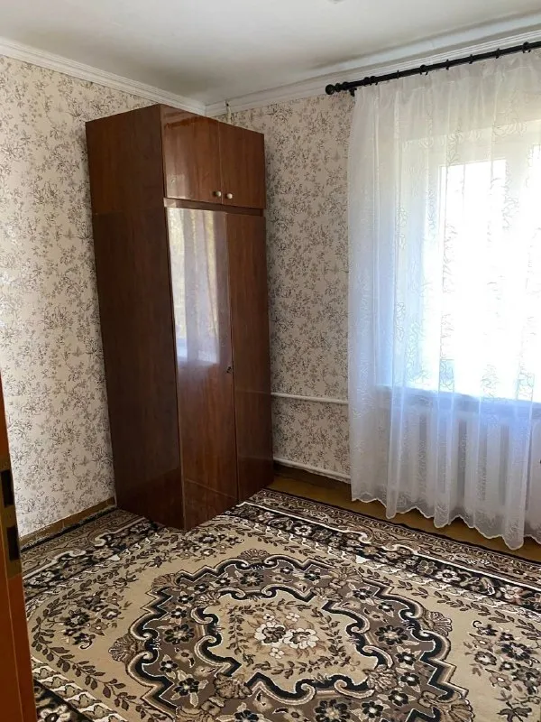 ‼️продажа квартиры‼️ 🏡продаётся трёхкомнатная квартира петровский район 🗺г. донецк днр ул. ревякина 30 ✅этажность–2/2 жилого дома ✅общая площадь–44 м2 ✅спальные комнаты небольшие ✅сантехника, трубы, проводка новые ✅выполнен косметический ремонт в спальне утеплены стены ✅санузел совмещенный, выложен кафелем, имеется стиральная машинка ✅в зале есть кладовая ✅балкон 🧾документы готовы 🔥собственник 💴цена: 2🍋500.000 руб ☎️+7(949) 043-07-22 ирина недвижимость днр - фотография - 5