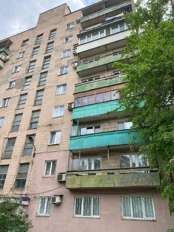продам трехкомнатную квартиру 🌇донецк, ленинский район ул. куприна, 34📍 ✅продается просторная 3 комн... - фотография
