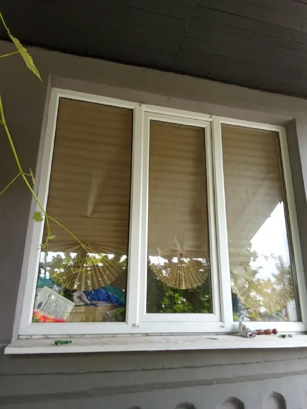 ‼️продажа дома‼️ 🏡продается дом от собственника агентствам прошу не беспокоить 🗺г. мариуполь днр ✅общая площадь–95 м2 ✅жилая–57 м2 ✅всего 10 минут езды от моря большой участок, дом газифицированый, канализация центральная, земля приватизирована, 5 жилых комнат ✅высокие натяжные потолки 3 м в комнатах и кухне, вода идёт круглосуточно, много фруктовых деревьев на участке 🔥собственник 💴цена: 5🍋5 млн рублей с небольшим торгом ☎️+7(949) 356-01-85 (тг на этом номере) 📨подписаться - фотография - 3