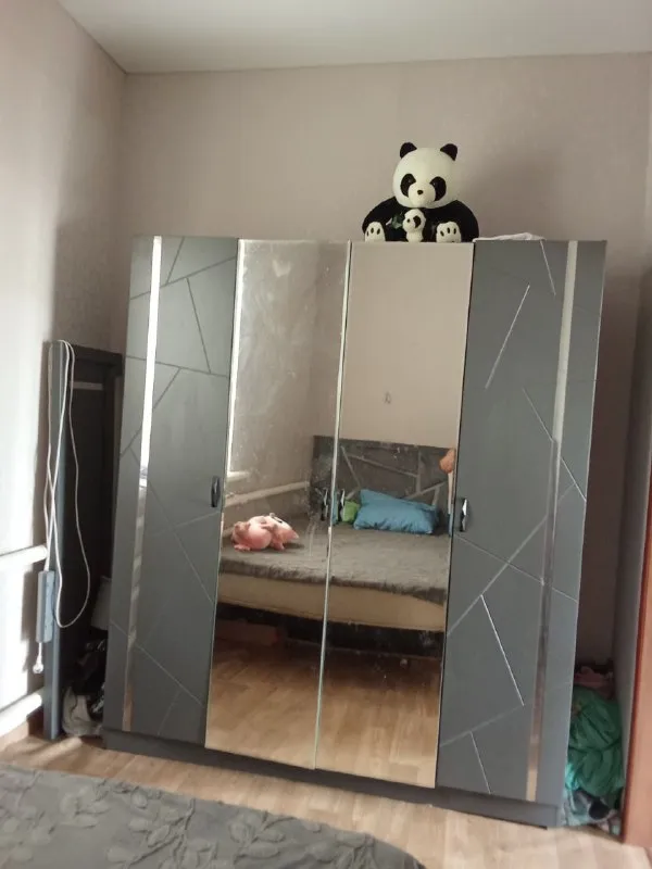 ‼️продажа дома‼️ 🏡продается дом от собственника агентствам прошу не беспокоить 🗺г. мариуполь днр ✅общая площадь–95 м2 ✅жилая–57 м2 ✅всего 10 минут езды от моря большой участок, дом газифицированый, канализация центральная, земля приватизирована, 5 жилых комнат ✅высокие натяжные потолки 3 м в комнатах и кухне, вода идёт круглосуточно, много фруктовых деревьев на участке 🔥собственник 💴цена: 5🍋5 млн рублей с небольшим торгом ☎️+7(949) 356-01-85 (тг на этом номере) 📨подписаться - фотография - 8