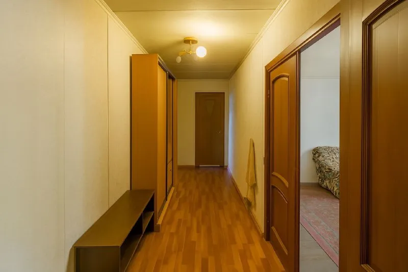 ‼️продажа квартиры‼️ 🏠продаётся 3-комнатная квартира в донецке, мкр. текстильщик, ул. островского. просторная квартира под ремонт, 4 этаж 9-этажного панельного дома. - общая площадь: 65,1 м² - жилая площадь: 37,1 м² - кухня: 10,6 м² - комнаты раздельные - санузел смежный - лоджия и балкон - лифт в доме работает - центральное отопление, газ, вода, свет — всё подключено 📑документы готовы к продаж 🔥собственник ✅цена: 4🍋599 000 рублей 📞показ по договорённости в удобное для вас время: +7 949 018 07 00 ☎️+7(949)018-07-00 📨подписаться - фотография - 4