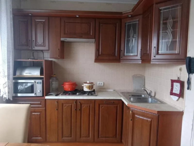 ‼️аренда квартиры‼️ 🏡аренда 3х-к квартиры только на длительный срок!!! 🔥сдается впервые! г. донецк днр, киевский р-н, ул. артема, привокзальный/обжора/галактика ✅отличное состояние,  капитальный ремонт, комнаты раздельные, большой холл. 3 тв, кондиционер, стир. м/а, посудомоечная маш. ✅сдается ответственным людям, без маленьких детей и животных. ‼️долгосрочная аренда‼️ 💴цена: 50.000₽+ком услуги 📞все подробности по телефону; ☎️+7(949)335-95-50 юлия, ан аренда днр - фотография - 5